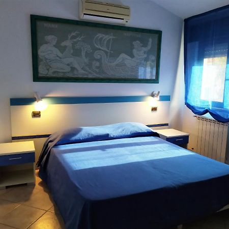 B&B Luna Blu Carbonia Luaran gambar