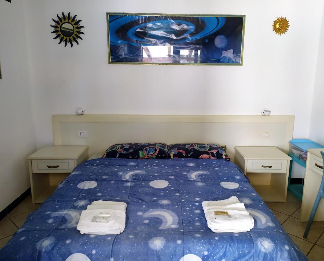 B&B Luna Blu Carbonia Luaran gambar