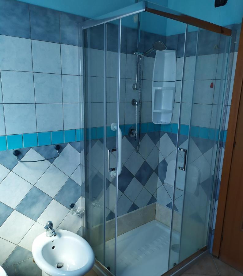 B&B Luna Blu Carbonia Luaran gambar